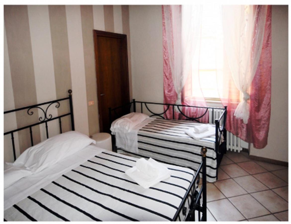 B&B Smeraldo Airport Bergamo Exteriör bild